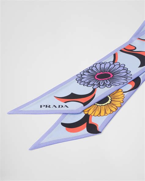 prada scarf running